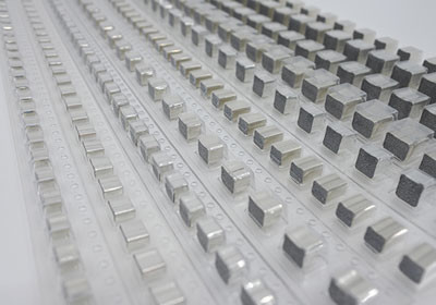 garniture de armature conductrice de 10.5mm électronique, AU EMI Shielding Gasket